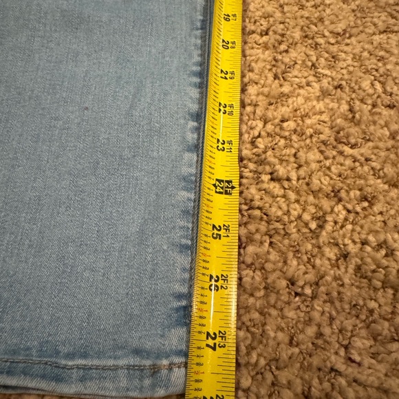 Universal Thread sz 12 High Rise Skinny faded Jeans - Picture 6 of 6